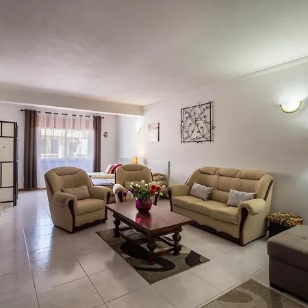 T1 Bela Vista Apartment *