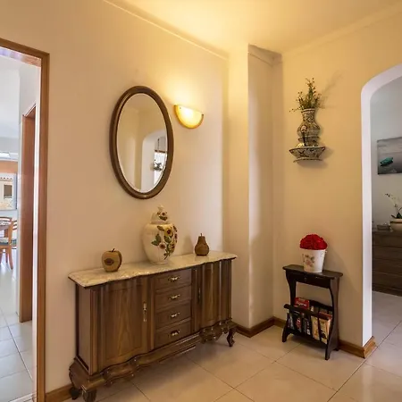 T1 Bela Vista Daire *